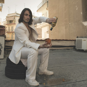 The Girl With The Old Phonebook