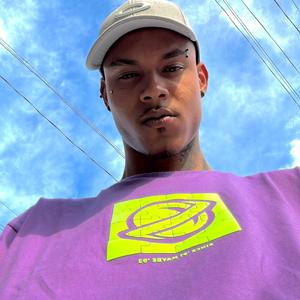 SE EU FICAR OLHANDO ELA- MC MAGRINHO (feat. MC MAGRINHO)