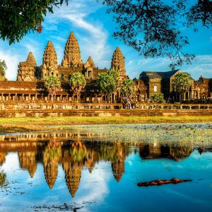 ទឹកភ្នែកស្នេហ៍ (Tuk Phnek Sneh – Tears of Love)