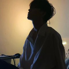 唯见青山不见君