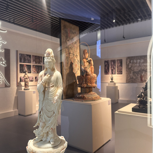 少年羁绊与岁月坚守