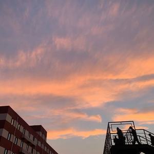 爱就一个字 cover 张信哲