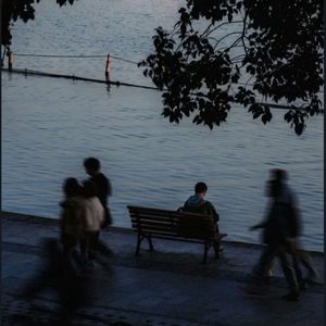 世界有太多舍不得