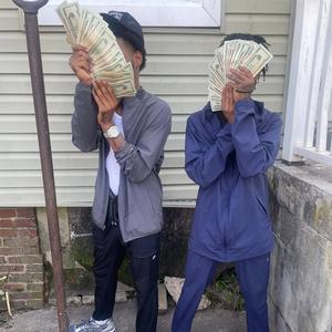 Men In Black (feat. MahjWopp)