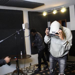 Slow down (feat. 785cash)