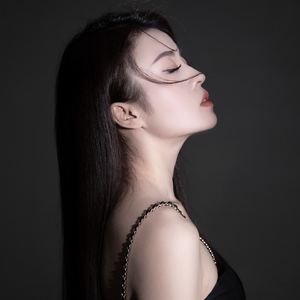 那个碎了心的人