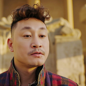 Fading Latte Stains褪色的拿铁渍