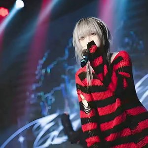 别哭了我爱你（love）