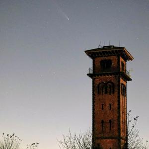 A Picturebox at Night