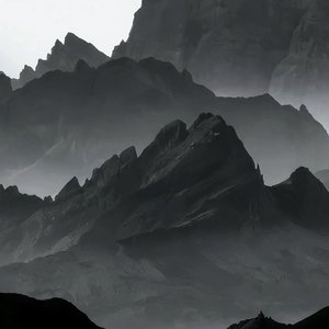 你眼底的温柔哪分是给我