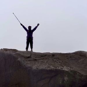 向山而行-承雨辰