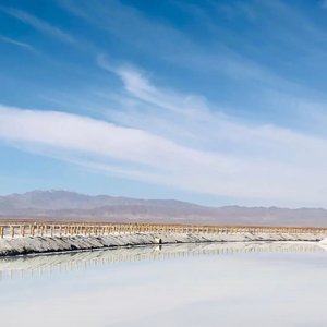 少年壮志不言愁（纯音乐）