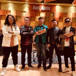 钢弹儿先生(Mr 钢弹儿) .