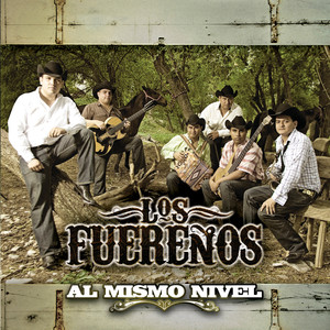 Abrazado de un poste