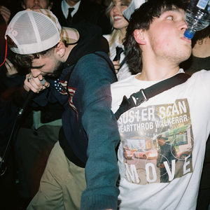 Move (feat. WALKERRR & Heartthrob)