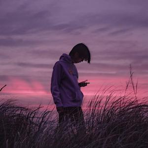 Under The Moon (feat. dray tyg)