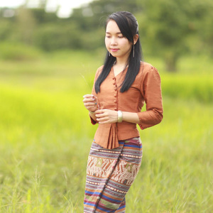 สัญญาฮักดอกคูณ