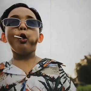 阿冗-白马DJ李佳-2022全中文新风格FunkyHouse音乐你的眼神（白马DJ李佳 remix）