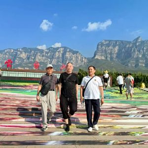 品心_云海泛舟李勇