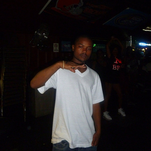 go in (feat. Aboy & Yung and black business presents)