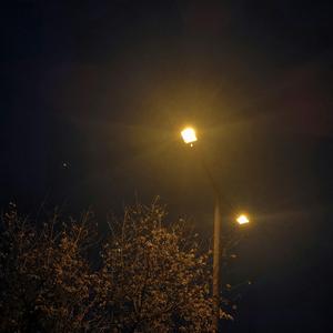 Headlights Stay Distant