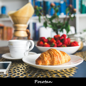 穏やかな朝食と優しい旋律