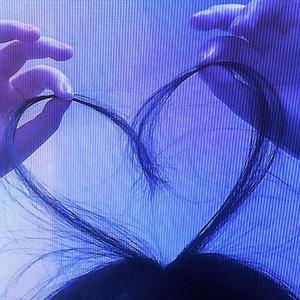 eyes blue like the atlantic - rap