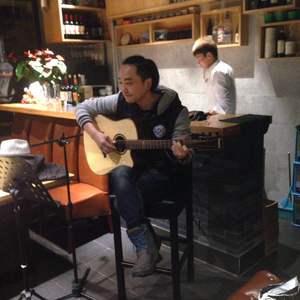 假裝我們沒愛过