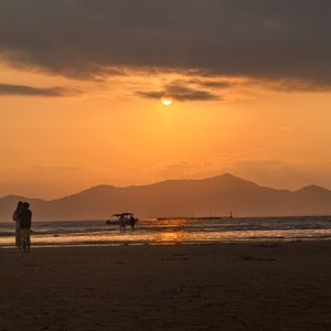 《寂寞生火》