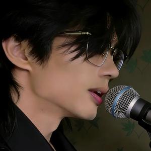 我记得你眼里的依恋