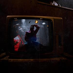 Işıkların Altında