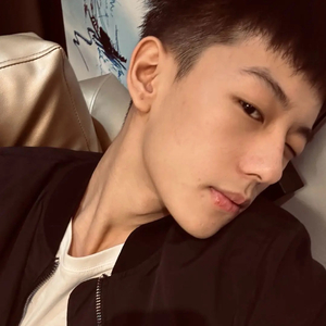 我沉迷于片刻 但也期待过永恒