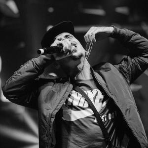 Sa Foda (feat. Nico La Famy, McM & Flavio MC)