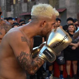 Campeón (feat. Valen)