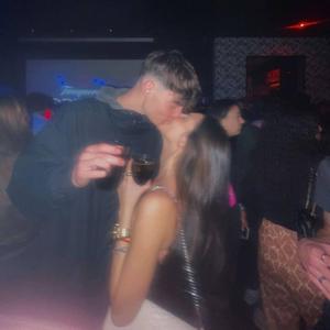 Coronitas (Sped Up) (feat. Lencito Lee) (Wendy Guevara, Calle y Poché, Aimep3, Colibritany, New Four, Yasuri Yamileth, Yari Majía, CRACKS, Barbie Rican, Kimberly Loaiza & La Mafe Mendez Remix)