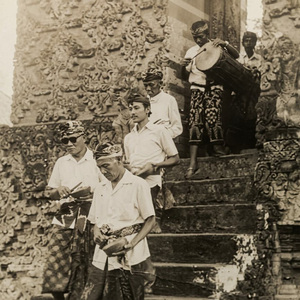 NGIDERANG SEKAR