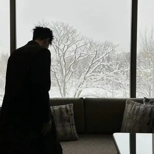 拧巴的我冷落你却伤了自己