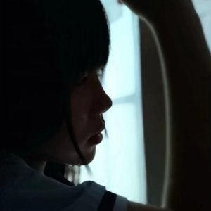 是真人缘好 还是巴结到的？