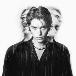 Paranoid (feat. Jessica Casella, Arthur Harsch, el Vuagabundo & Nalun Volan)