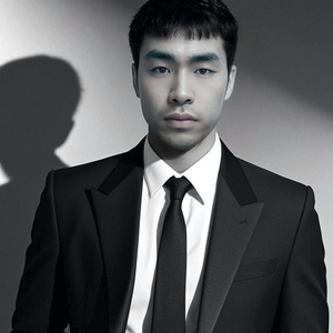 他眼里没有光了.WAV