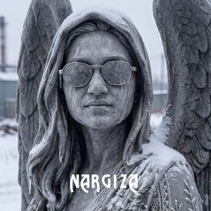 Стоит Солдат