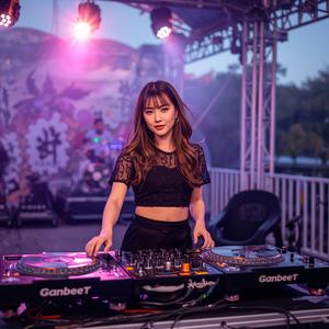 Không Phải Người Cuối