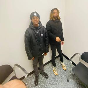 Feins (feat. Yvng heartbreakk)