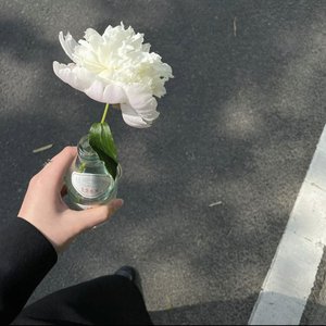 沐栄-两难(弹鼓版)（迷人秋爷 remix）