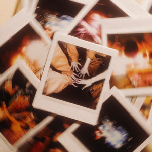 爆音が鳴り響く夜に