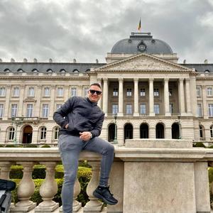 The Taste of Your Kisses