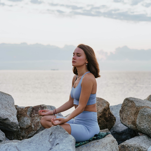 我爱你不问归期 (瑜伽音乐最好听的一首)