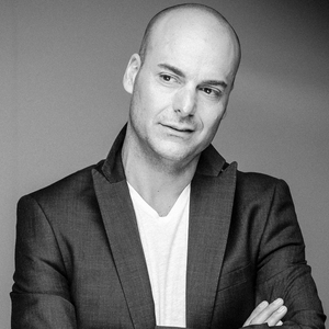 אשת חייל | סקיצה