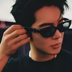 亲爱的小孩 (2025湾区升明月大湾区电影音乐晚会现场)