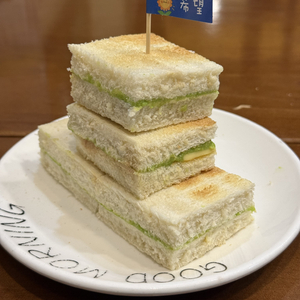 方宝吃饭不运动